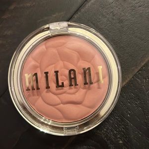 never used milani blush